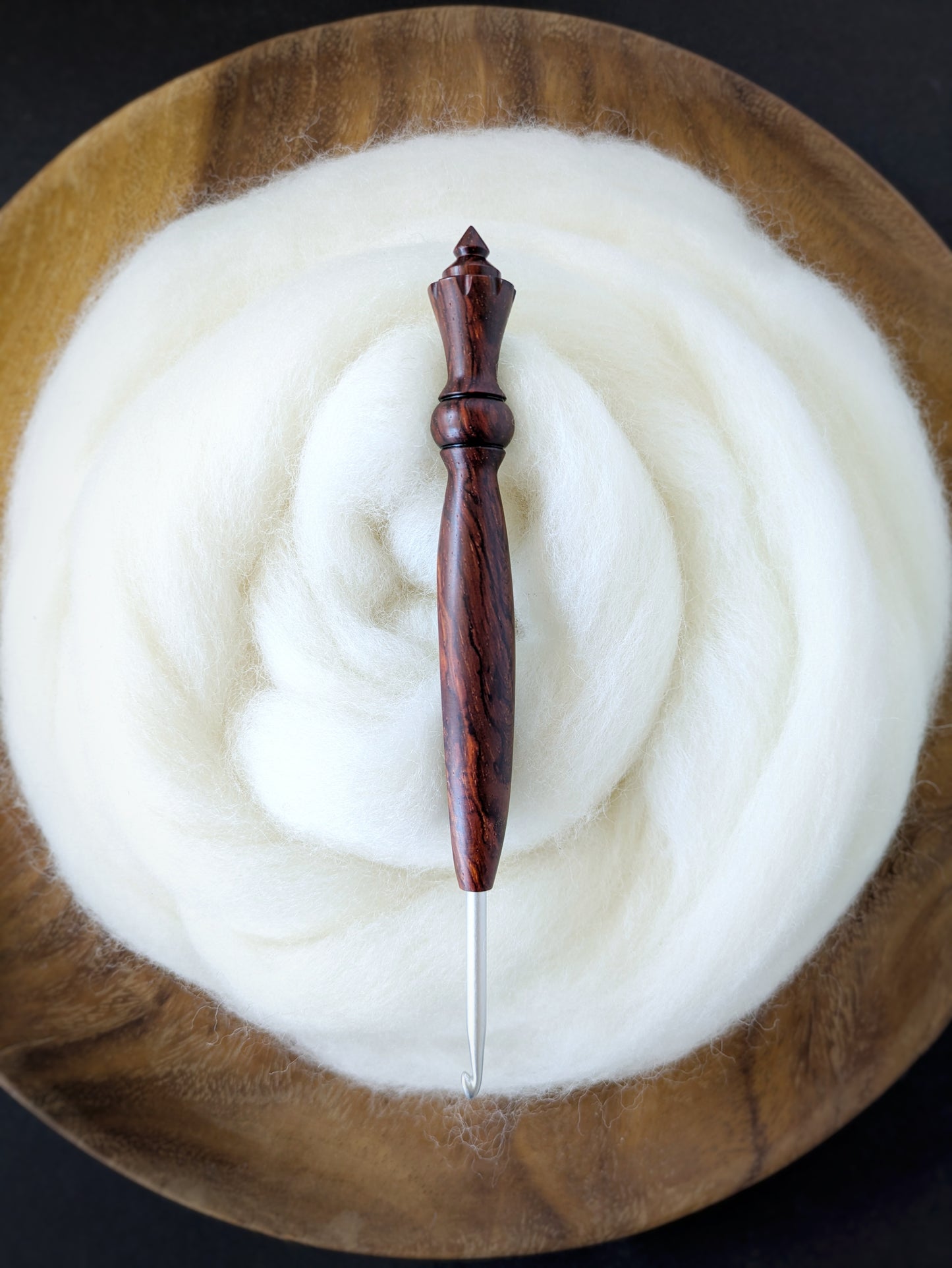 G 4mm Cocobolo Ergonomic Wood Crochet Hook