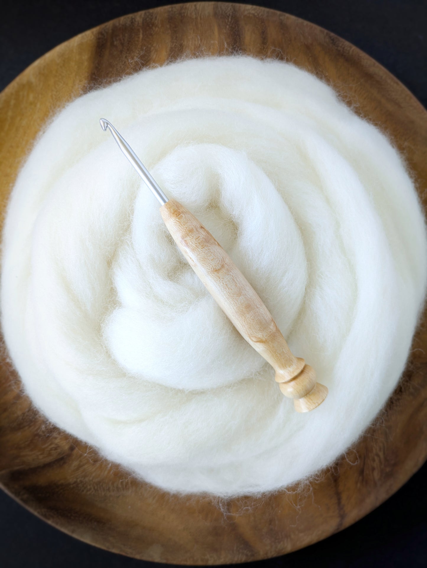 G 4mm Birdseye Maple Ergonomic Wood Crochet Hook