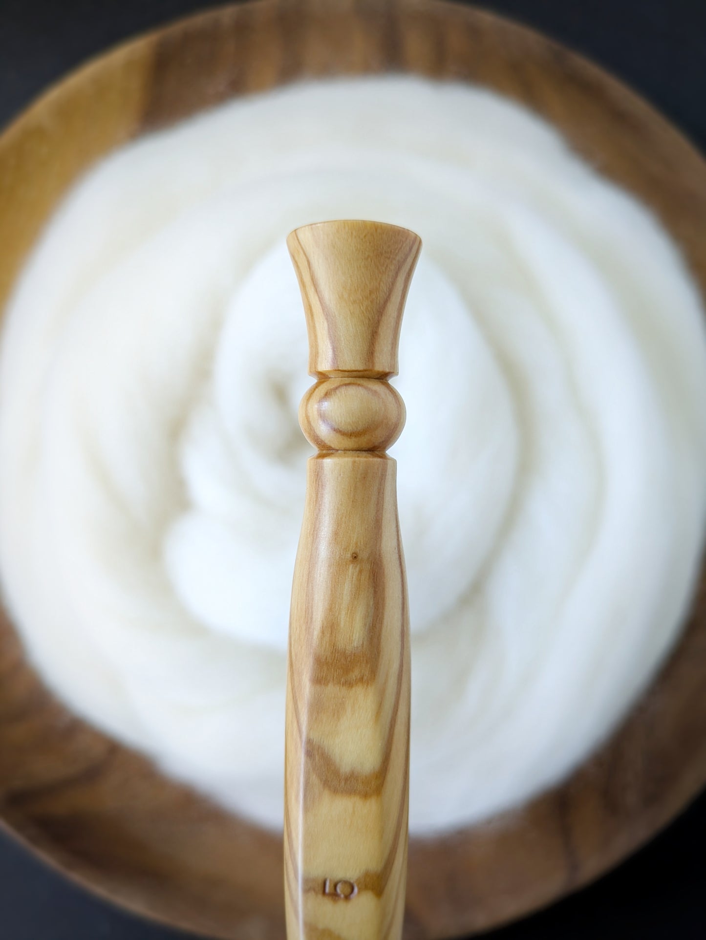H 5mm Olivewood Ergonomic Wood Crochet Hook