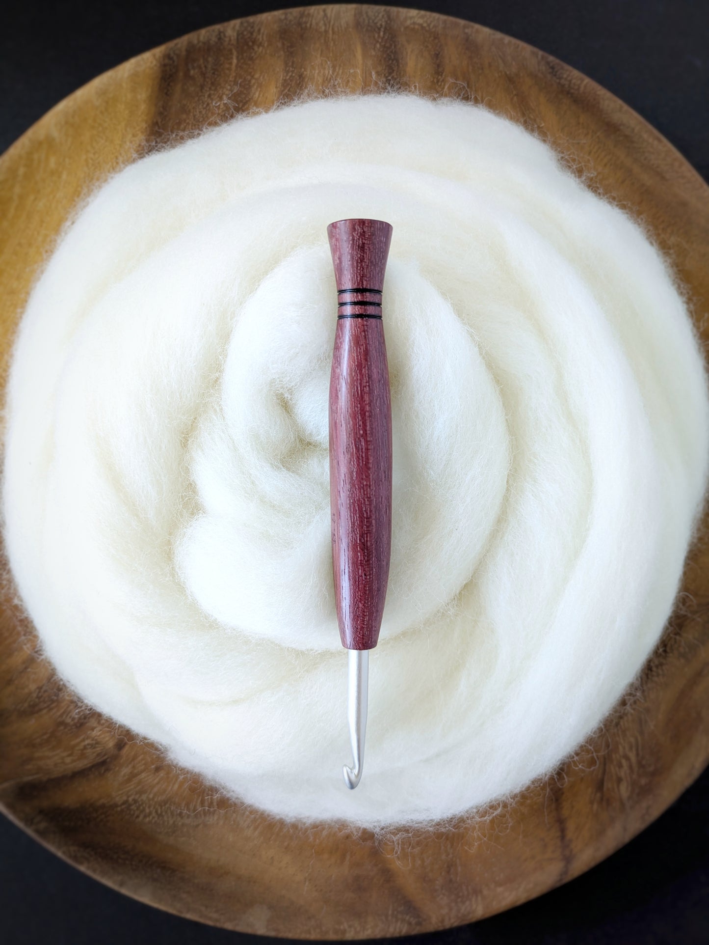 I 5.5mm Purpleheart Ergonomic Wood Crochet Hook