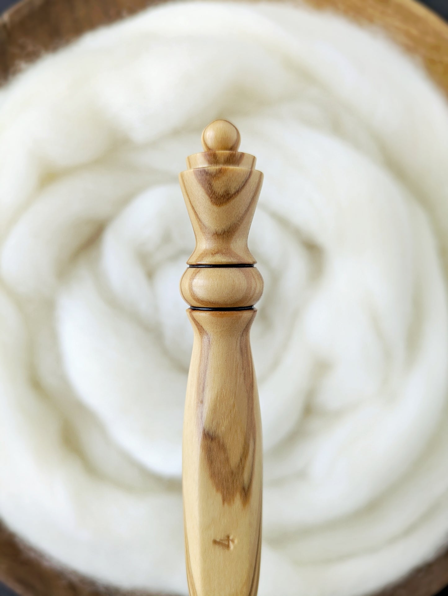 G 4mm Olivewood Ergonomic Wood Crochet Hook