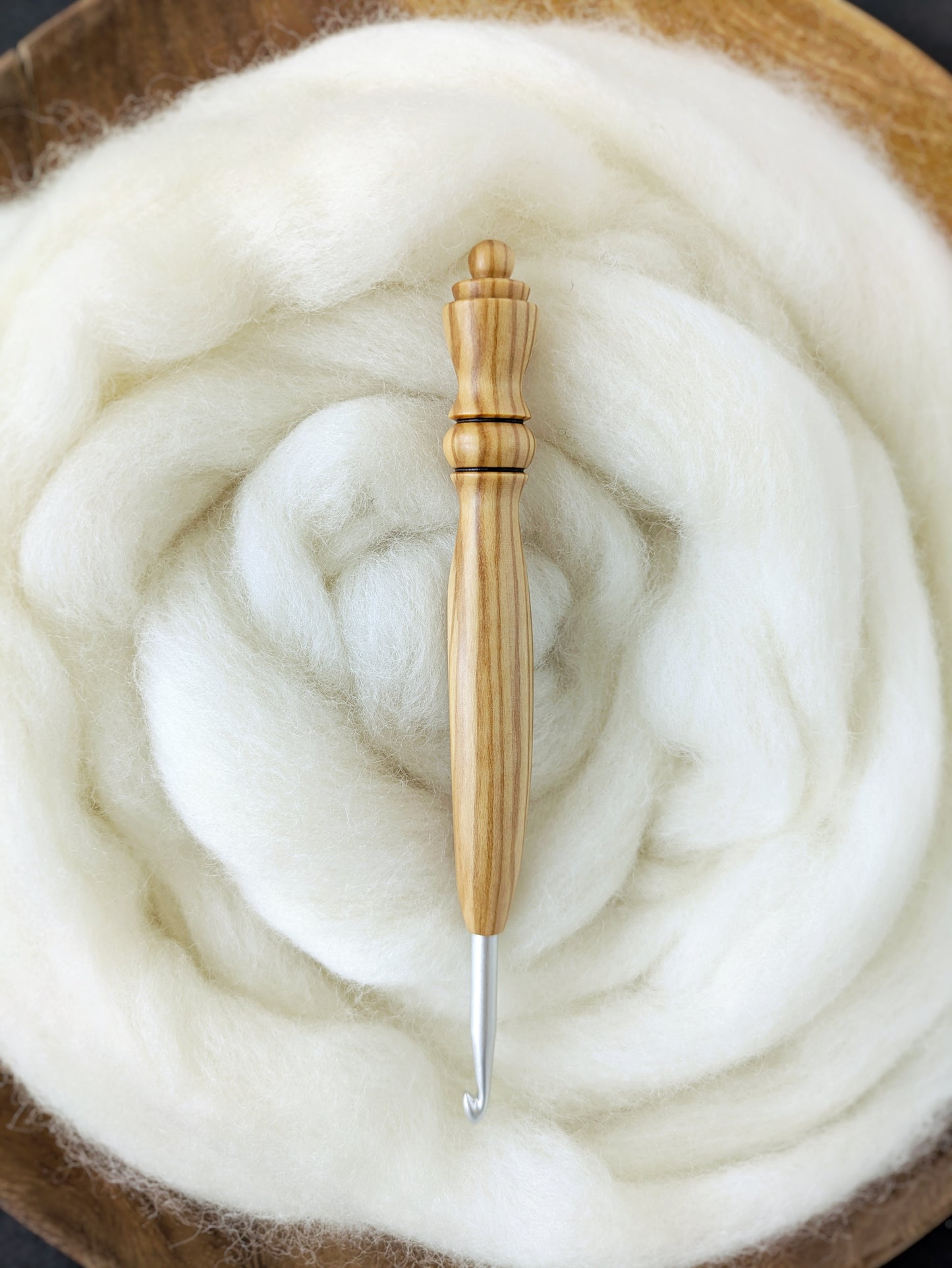 H 5mm Olivewood Ergonomic Wood Crochet Hook