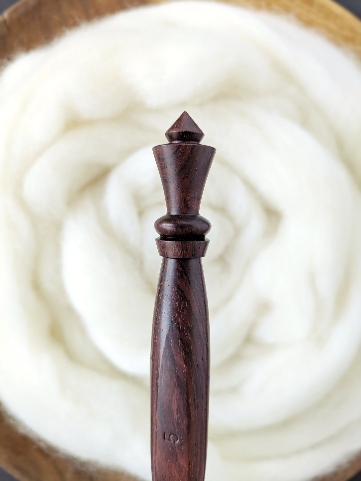 H 5mm Rosewood Ergonomic Wood Crochet Hook