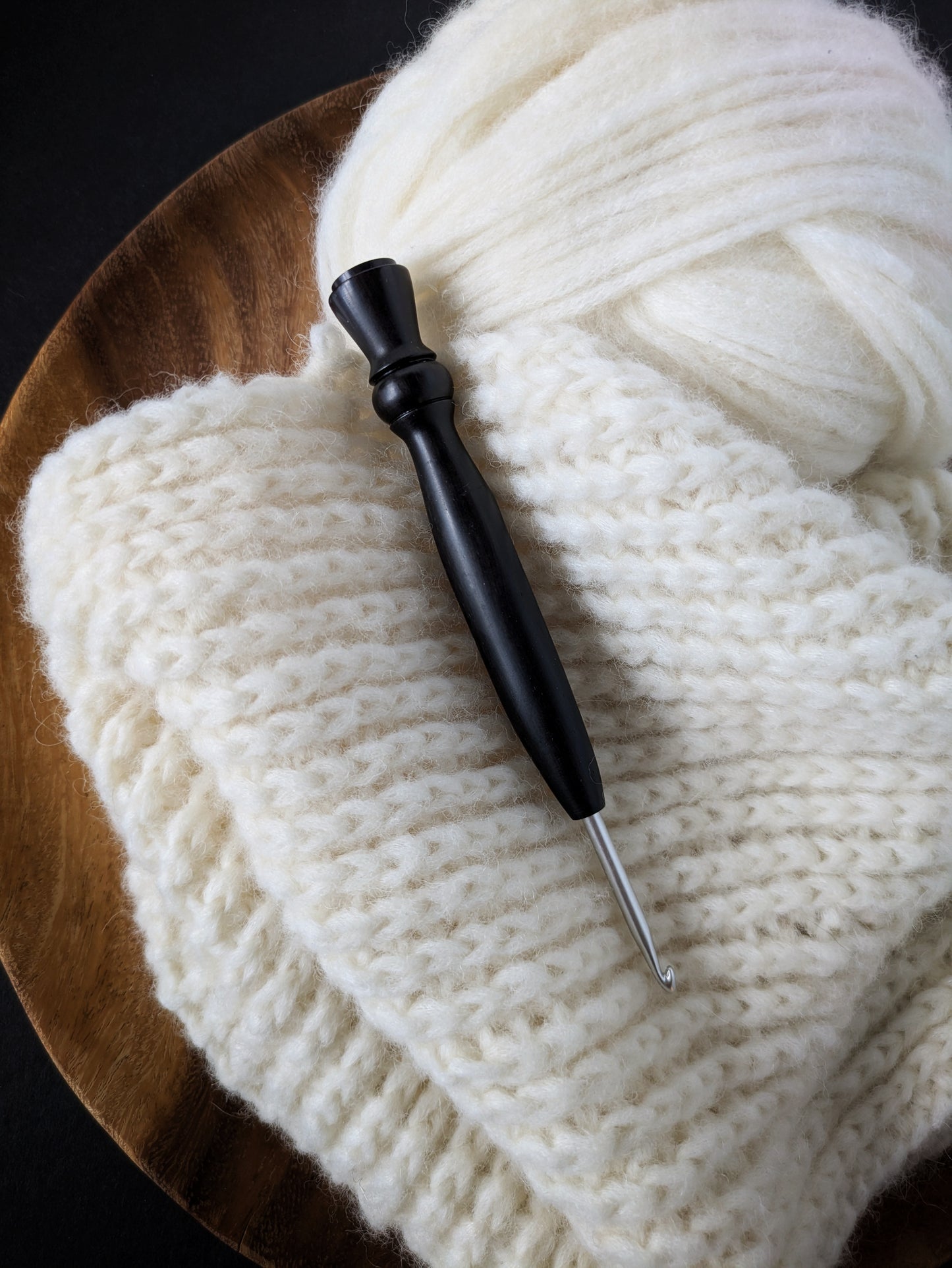 G 4mm Blackwood Ergonomic Wood Crochet Hook