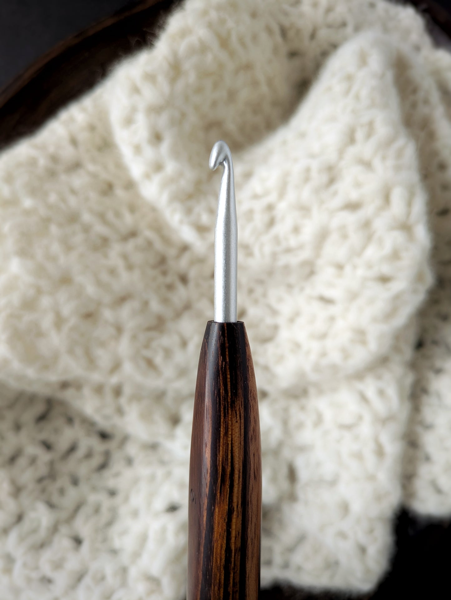 H 5mm Gonçalo Ergonomic Wood Crochet Hook