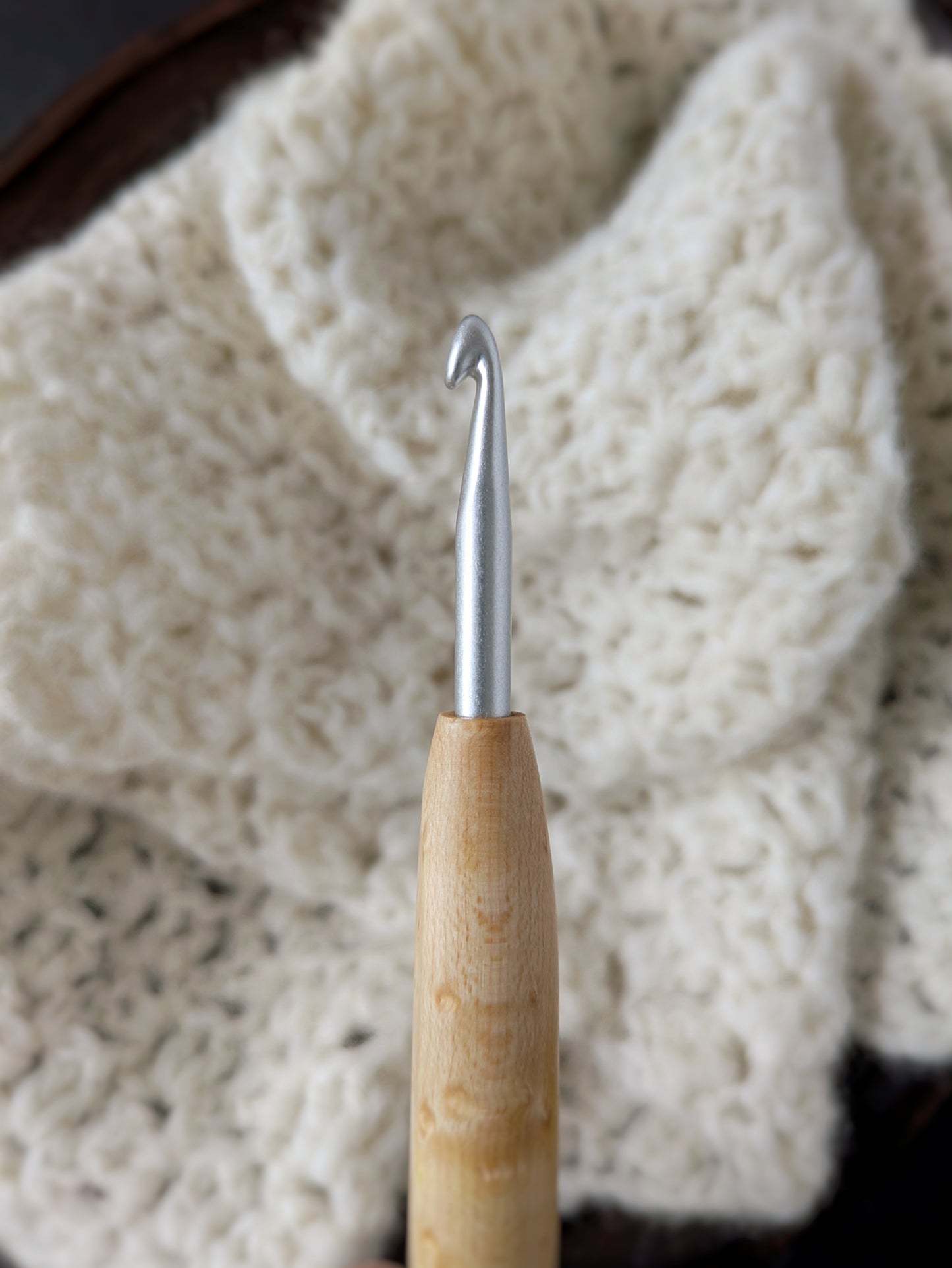J 6mm Birdseye Maple Ergonomic Wood Crochet Hook