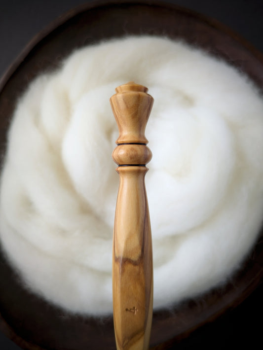 G 4mm Olivewood Ergonomic Wood Crochet Hook