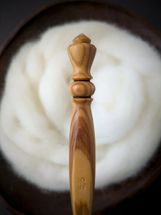 I 5.5mm Olivewood Ergonomic Wood Crochet Hook