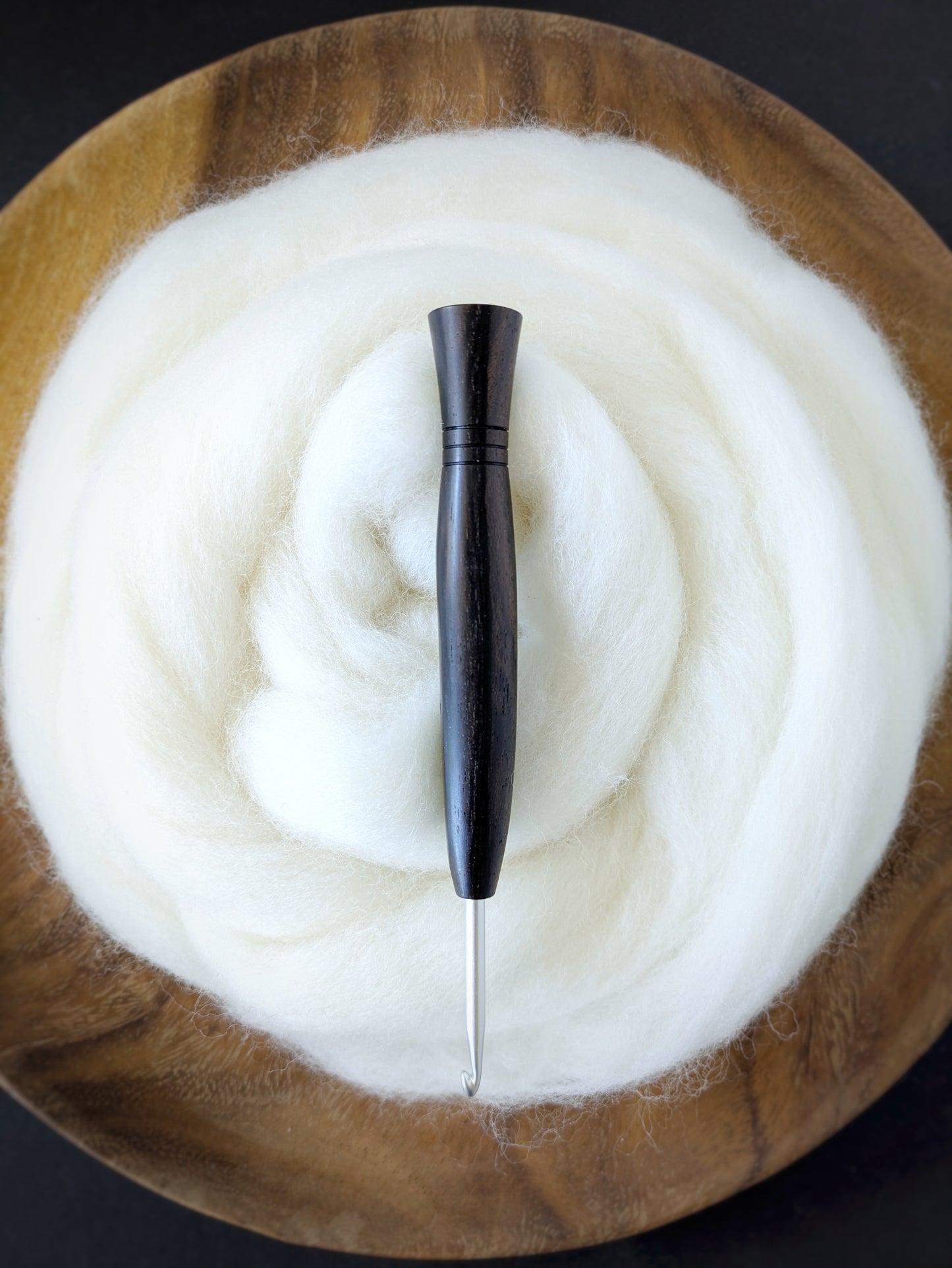 G 4mm Ziricote Ergonomic Wood Crochet Hook