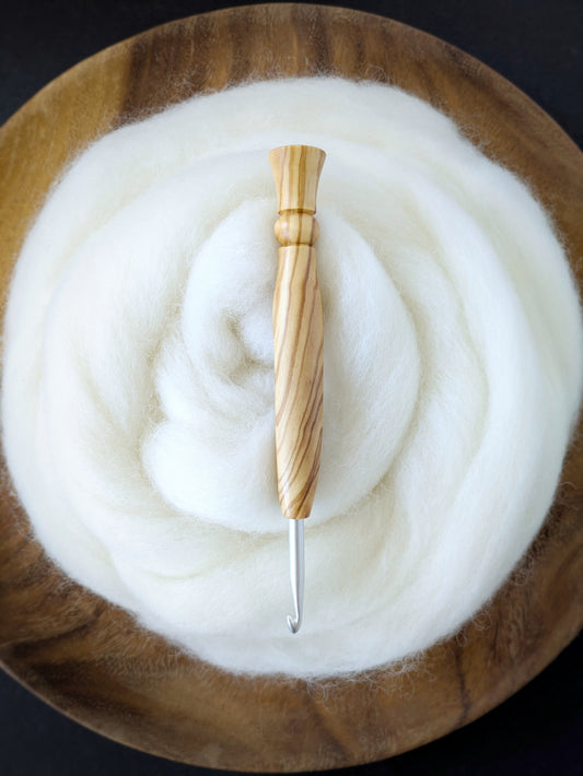 H 5mm Olivewood Ergonomic Wood Crochet Hook