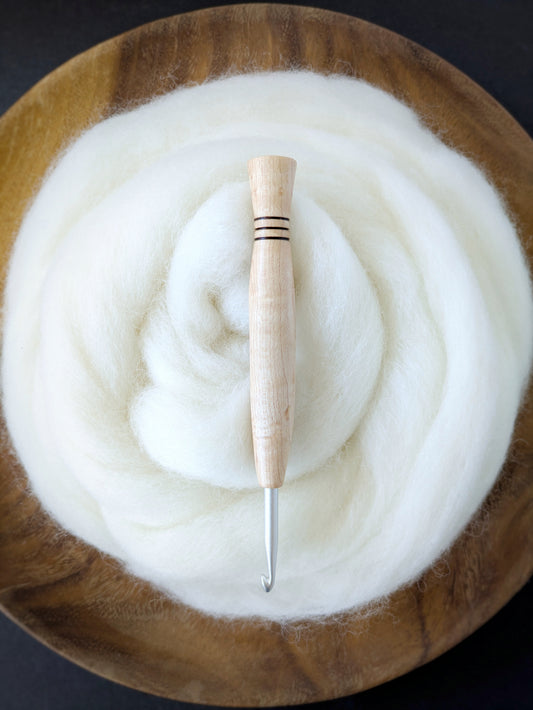 H 5mm Birdseye Maple Ergonomic Wood Crochet Hook