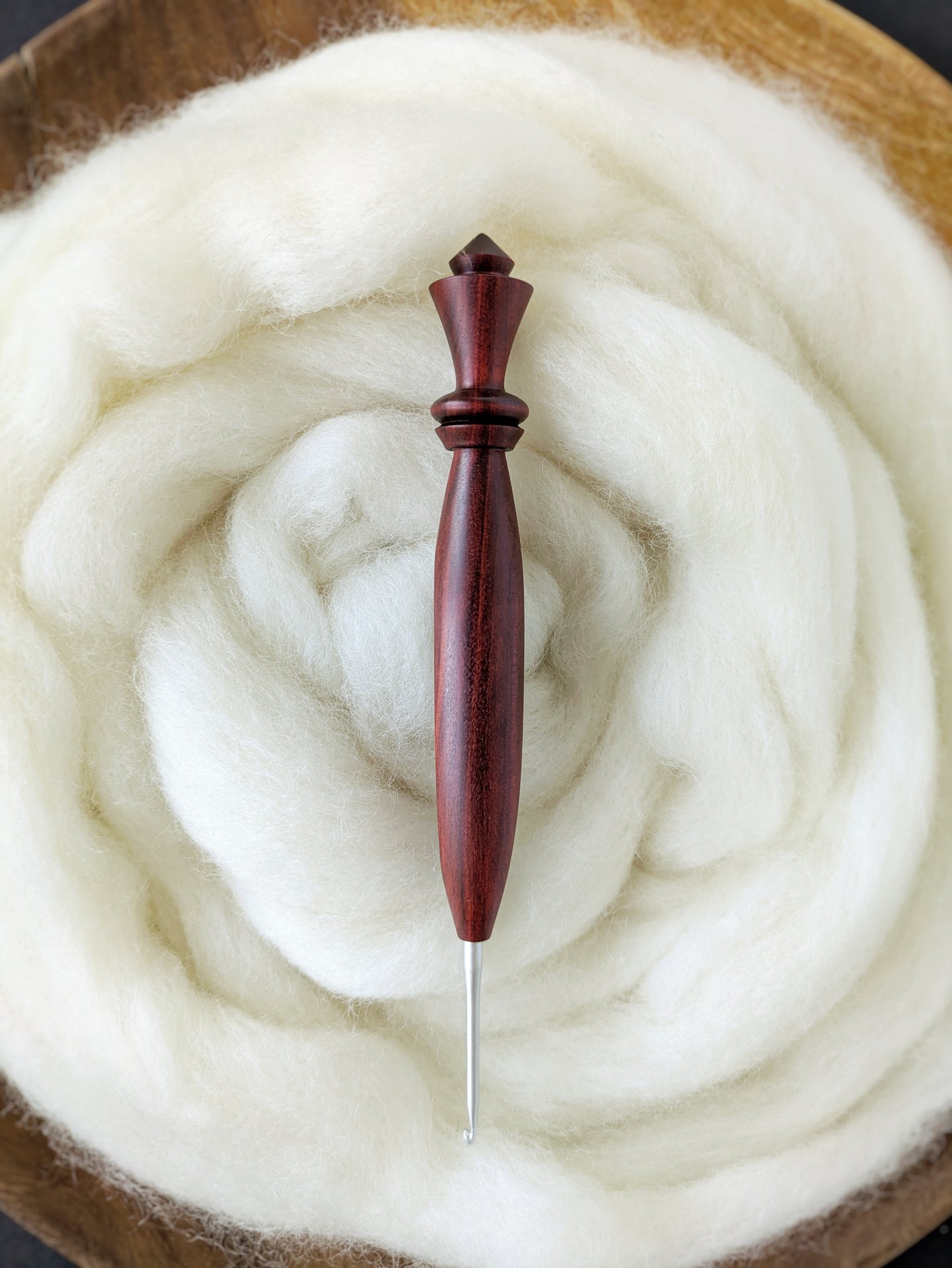 B 2.25mm Redheart Ergonomic Wood Crochet Hook