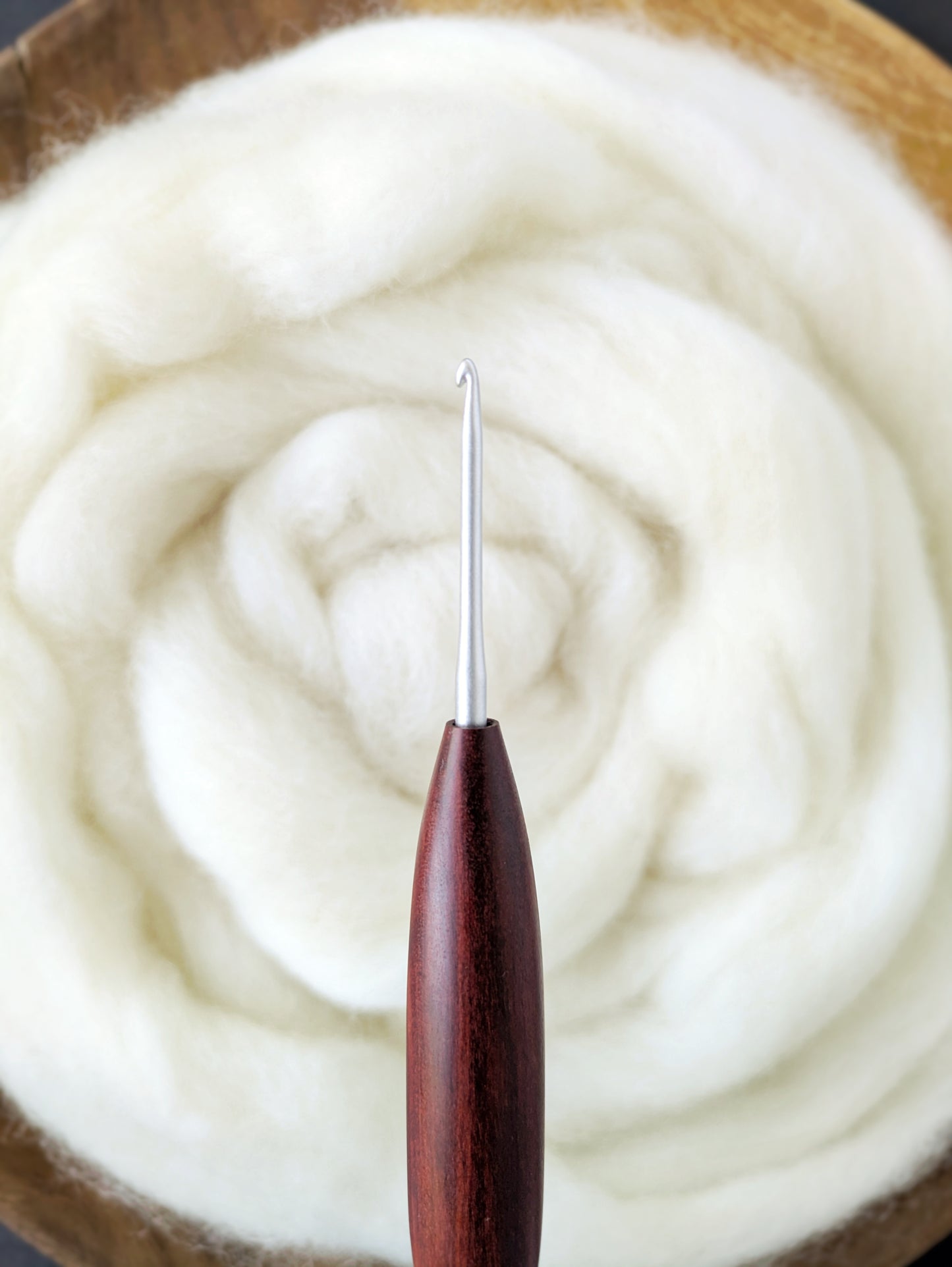 B 2.25mm Redheart Ergonomic Wood Crochet Hook