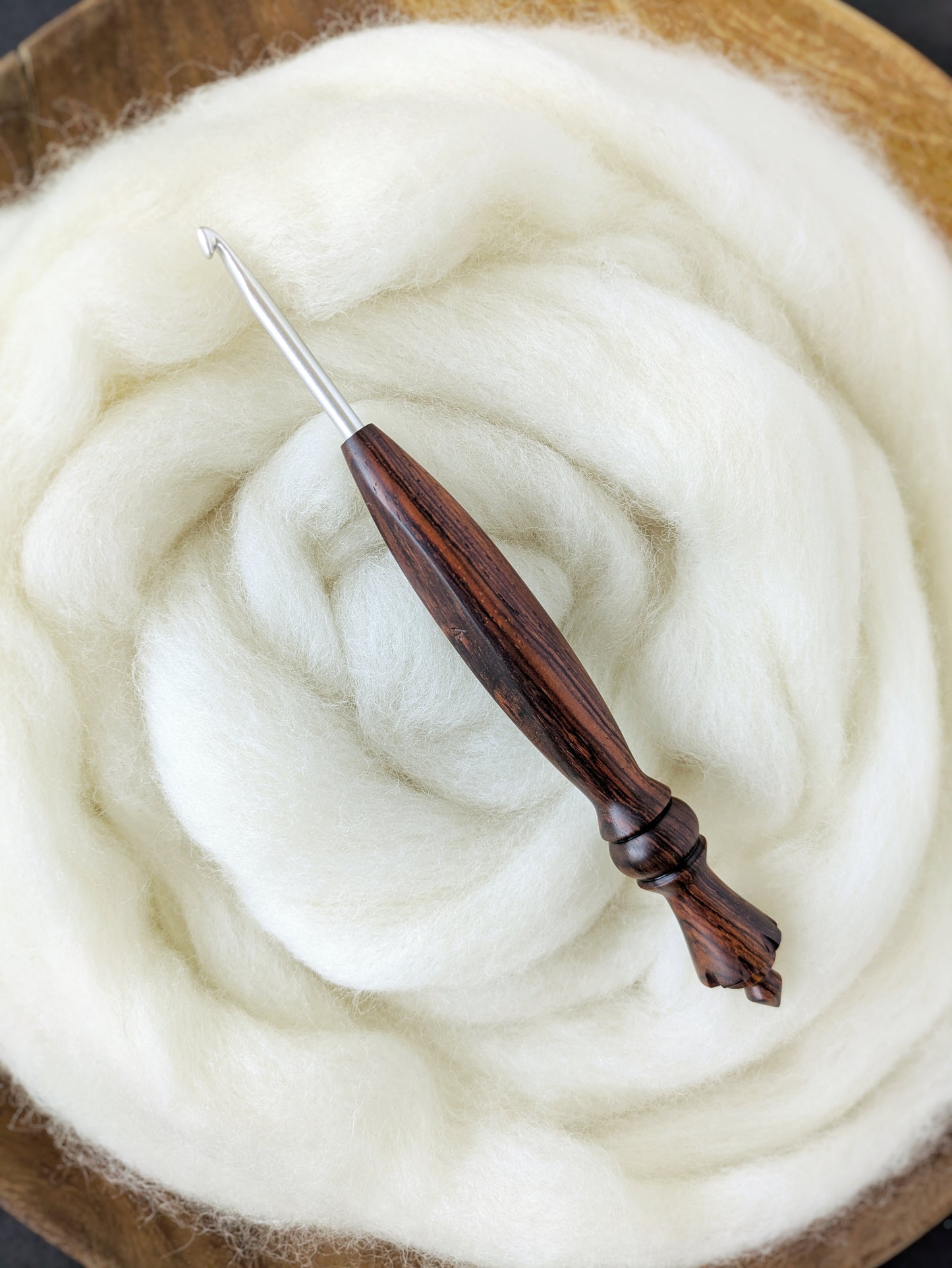 G 4mm Cocobolo Ergonomic Wood Crochet Hook