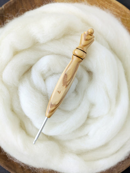 G 4mm Olivewood Ergonomic Wood Crochet Hook