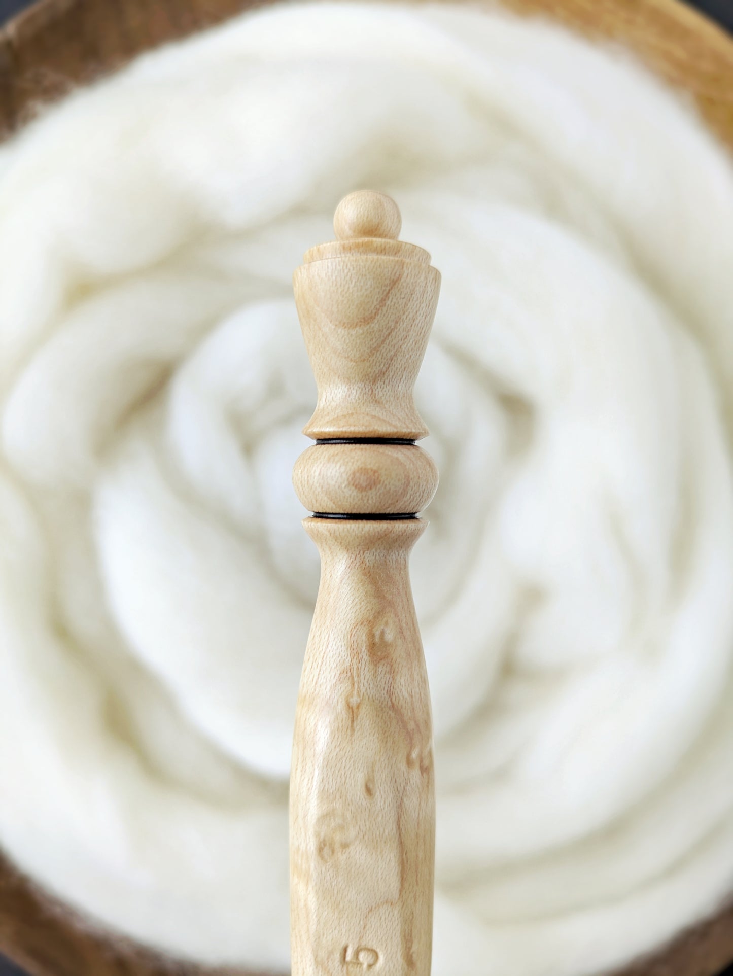 7 4.5mm Birdseye Maple Ergonomic Wood Crochet Hook