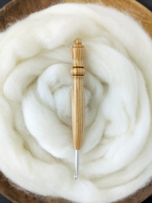 H 5mm Olivewood Ergonomic Wood Crochet Hook