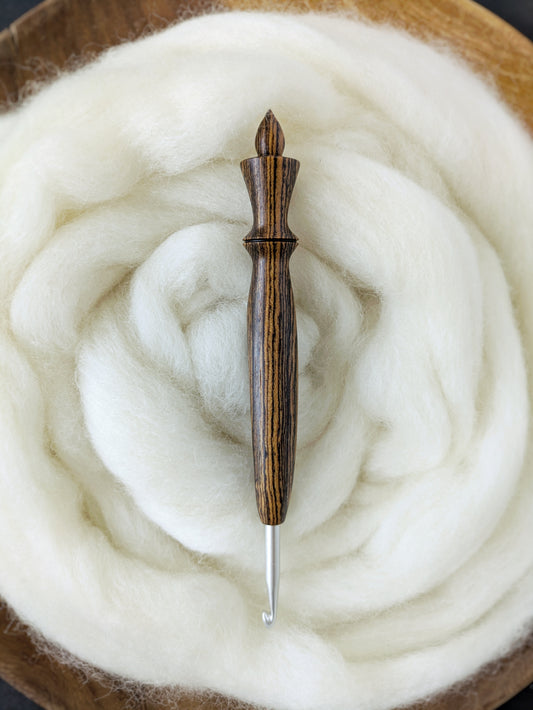 H 5mm Bocote Ergonomic Wood Crochet Hook