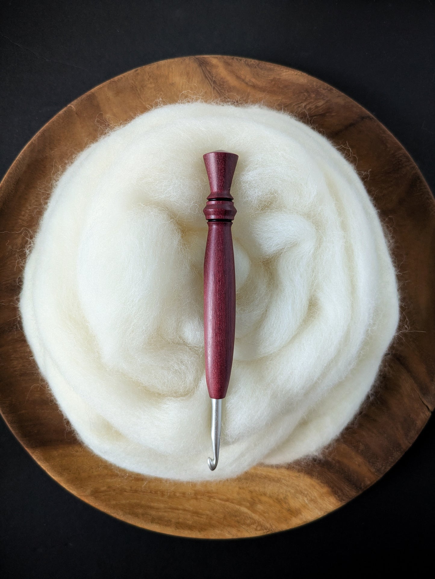 I 5.5mm Purpleheart Ergonomic Wood Crochet Hook