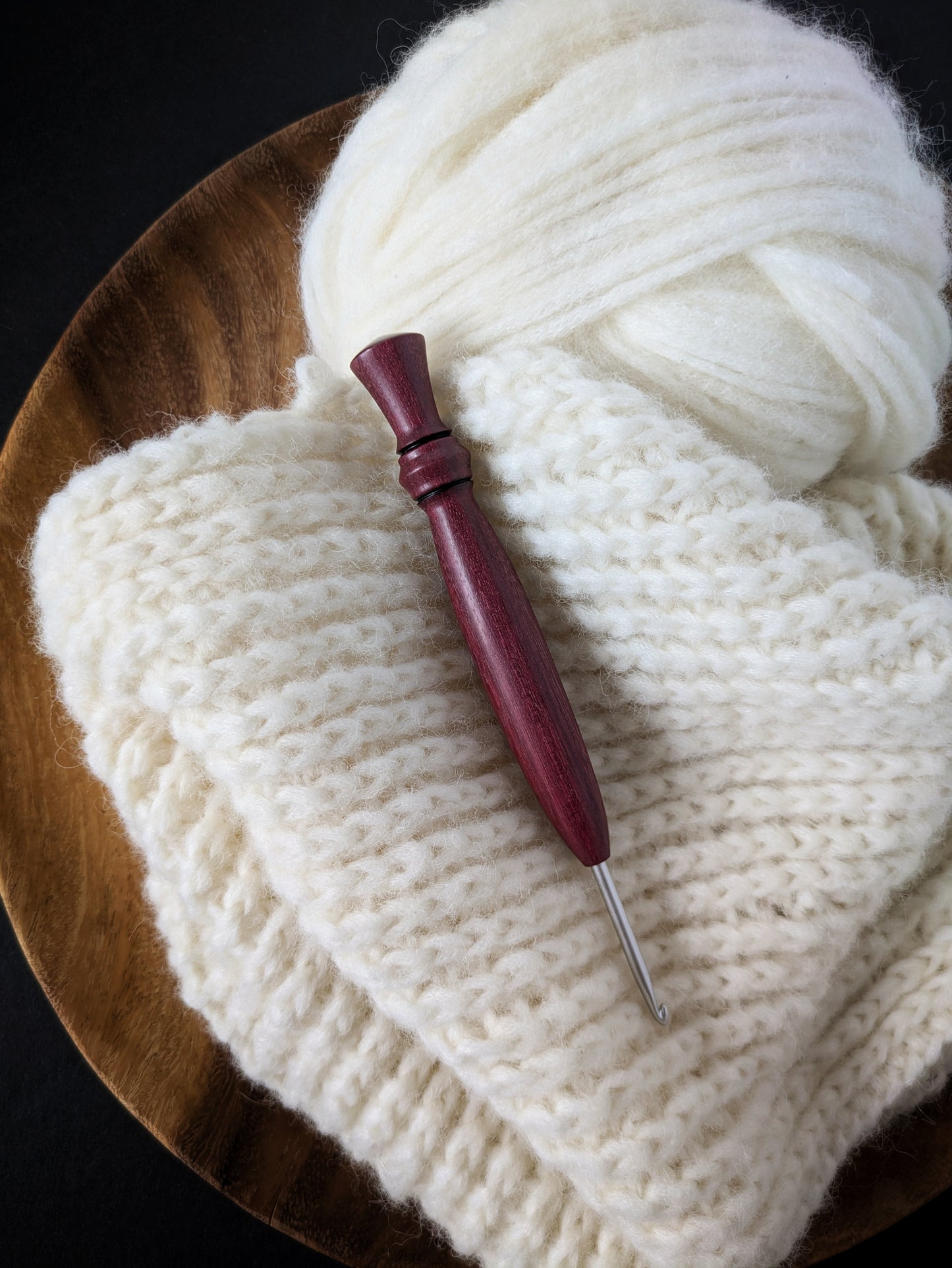 E 3.5mm Purpleheart Ergonomic Wood Crochet Hook