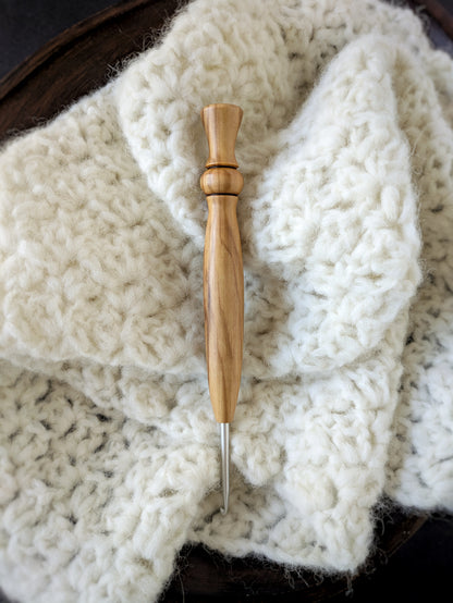 D 3.25mm Olivewood Ergonomic Wood Crochet Hook