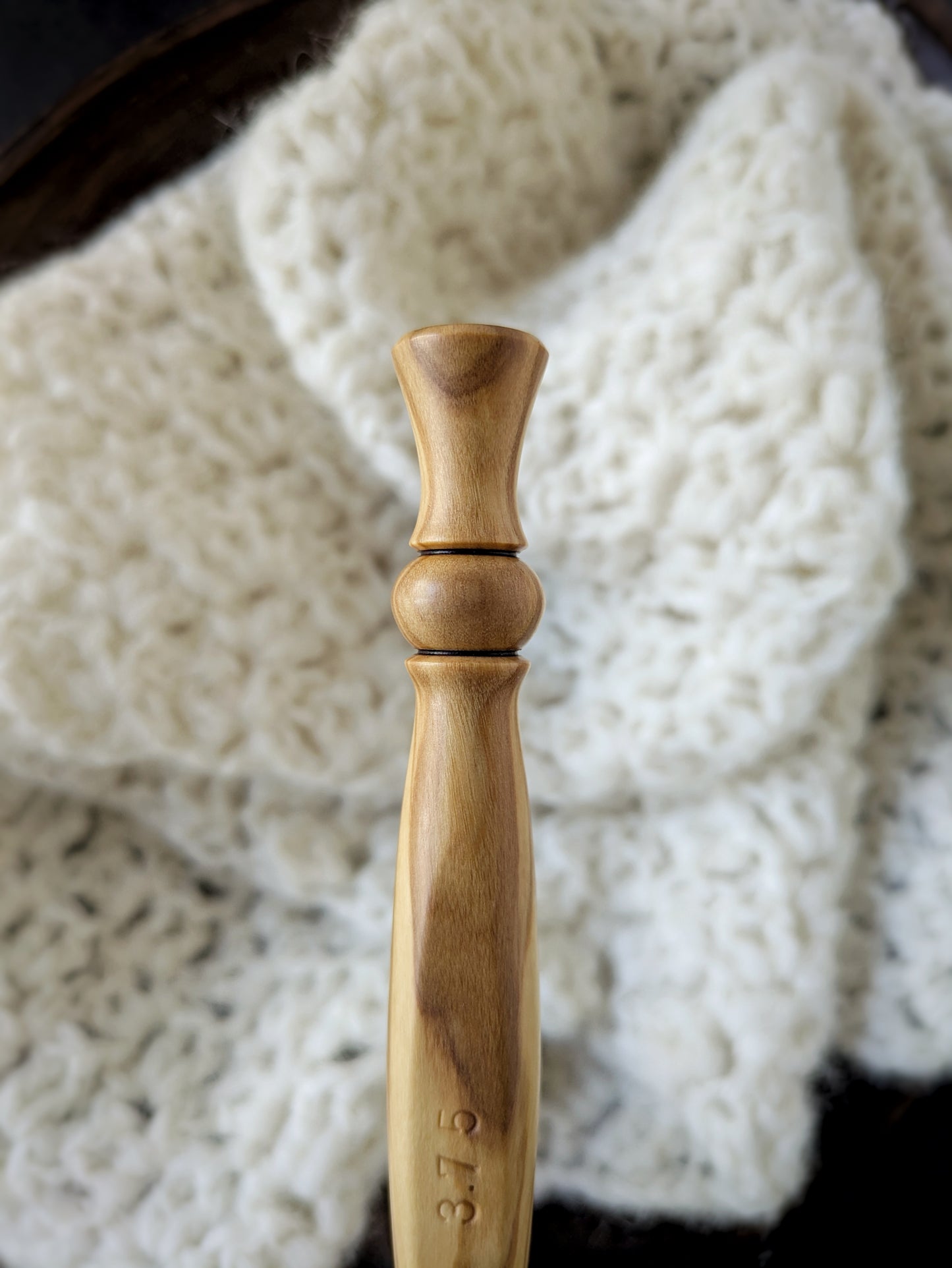 F 3.75mm Olivewood Ergonomic Wood Crochet Hook