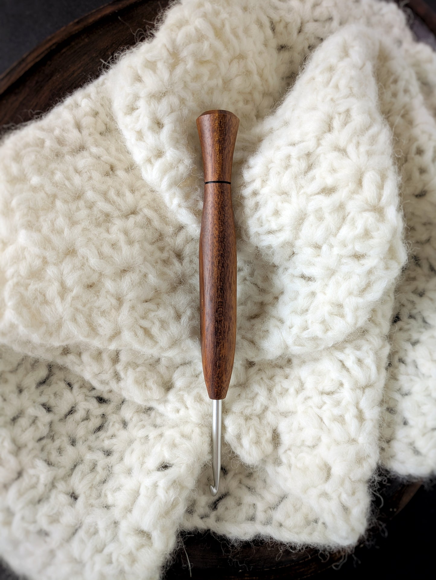 G 4mm Gonçalo Ergonomic Wood Crochet Hook