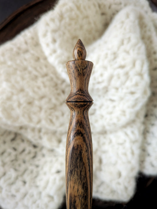 G 4mm Bocote Ergonomic Wood Crochet Hook