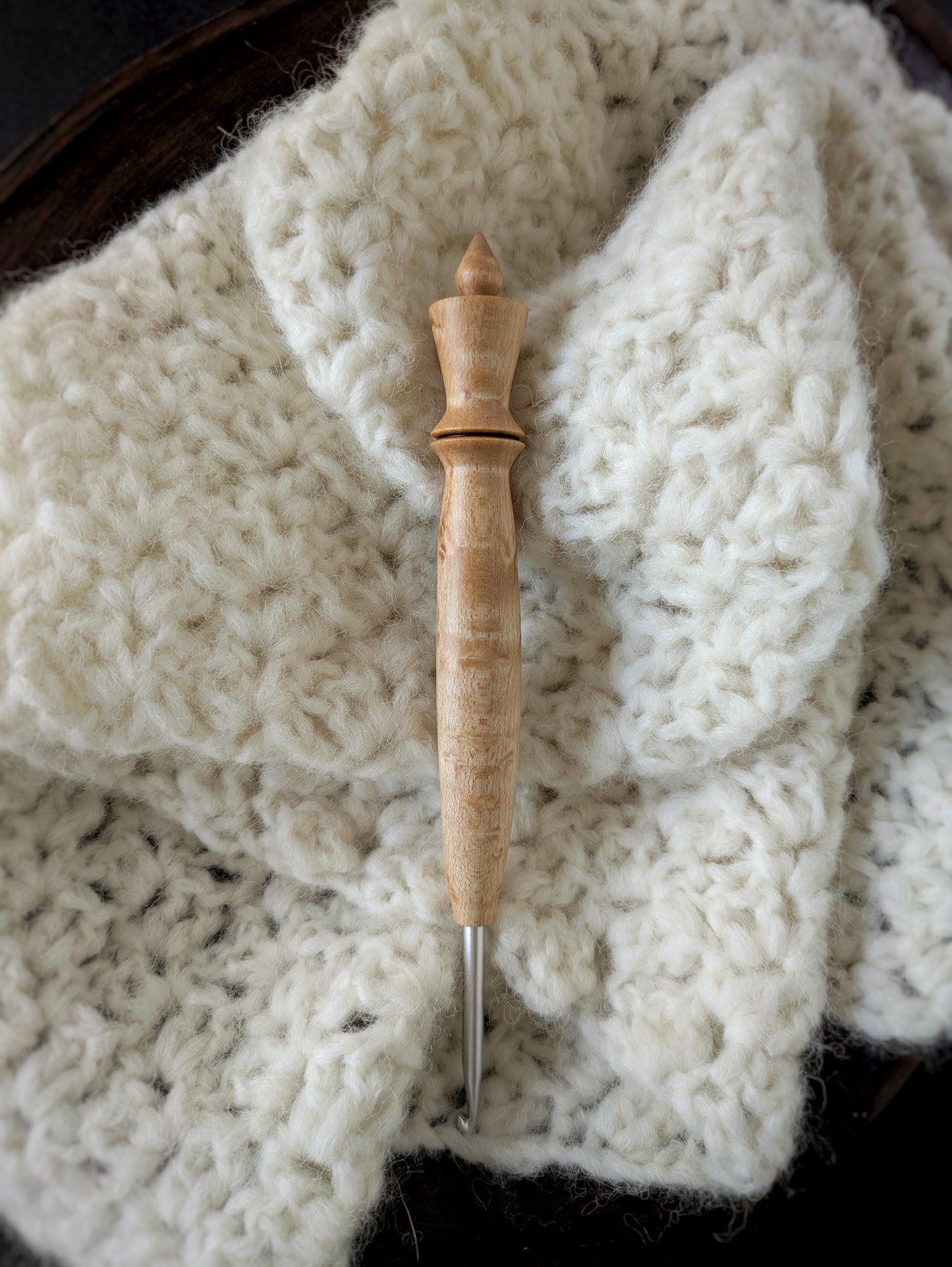 G 4mm Birdseye Maple Ergonomic Wood Crochet Hook