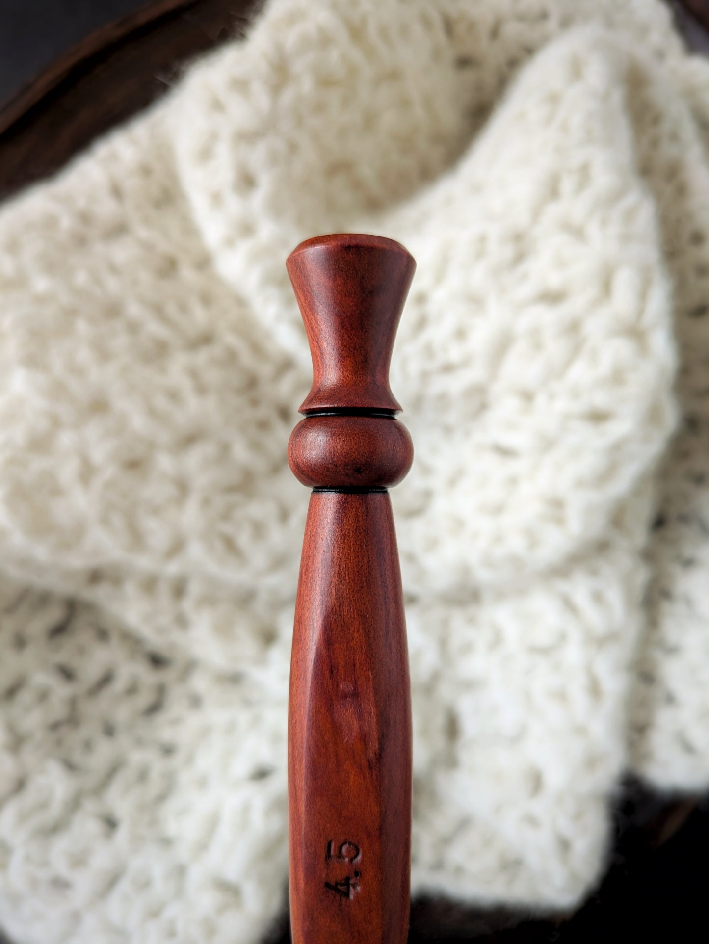 7 4.5mm Redheart Ergonomic Wood Crochet Hook