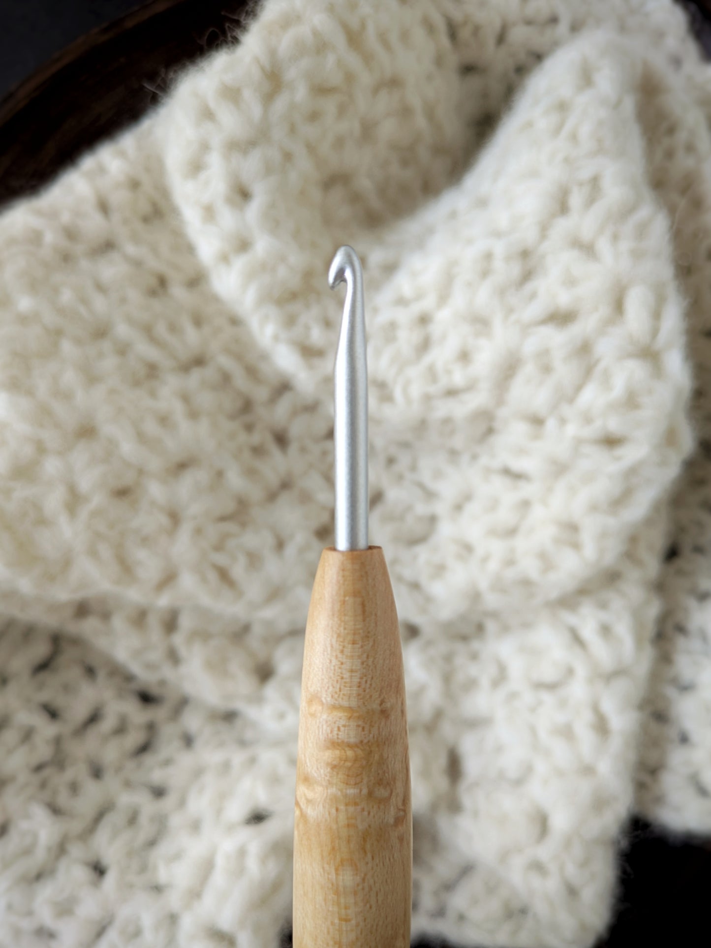7 4.5mm Birdseye Maple Ergonomic Wood Crochet Hook
