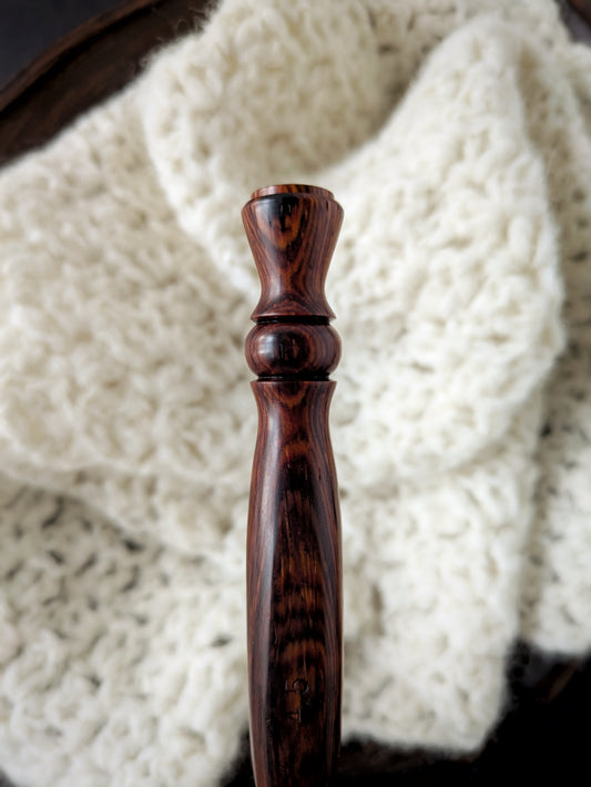 7 4.5mm Cocobolo Ergonomic Wood Crochet Hook