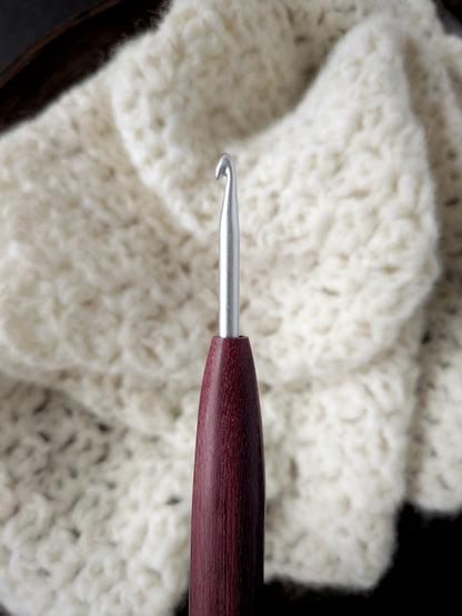 7 4.5mm Purpleheart Ergonomic Wood Crochet Hook