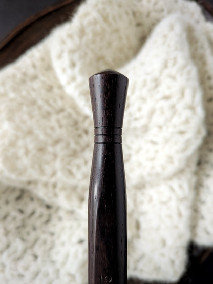 H 5mm Rosewood Ergonomic Wood Crochet Hook