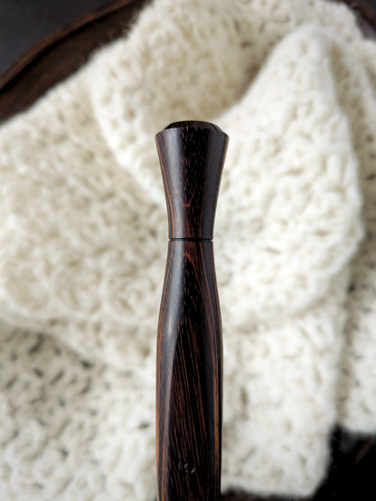 H 5mm Gonçalo Ergonomic Wood Crochet Hook