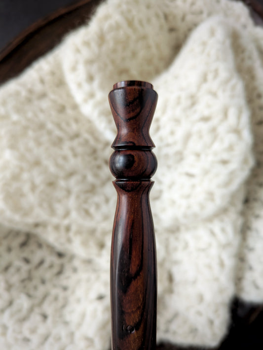 H 5mm Cocobolo Ergonomic Wood Crochet Hook