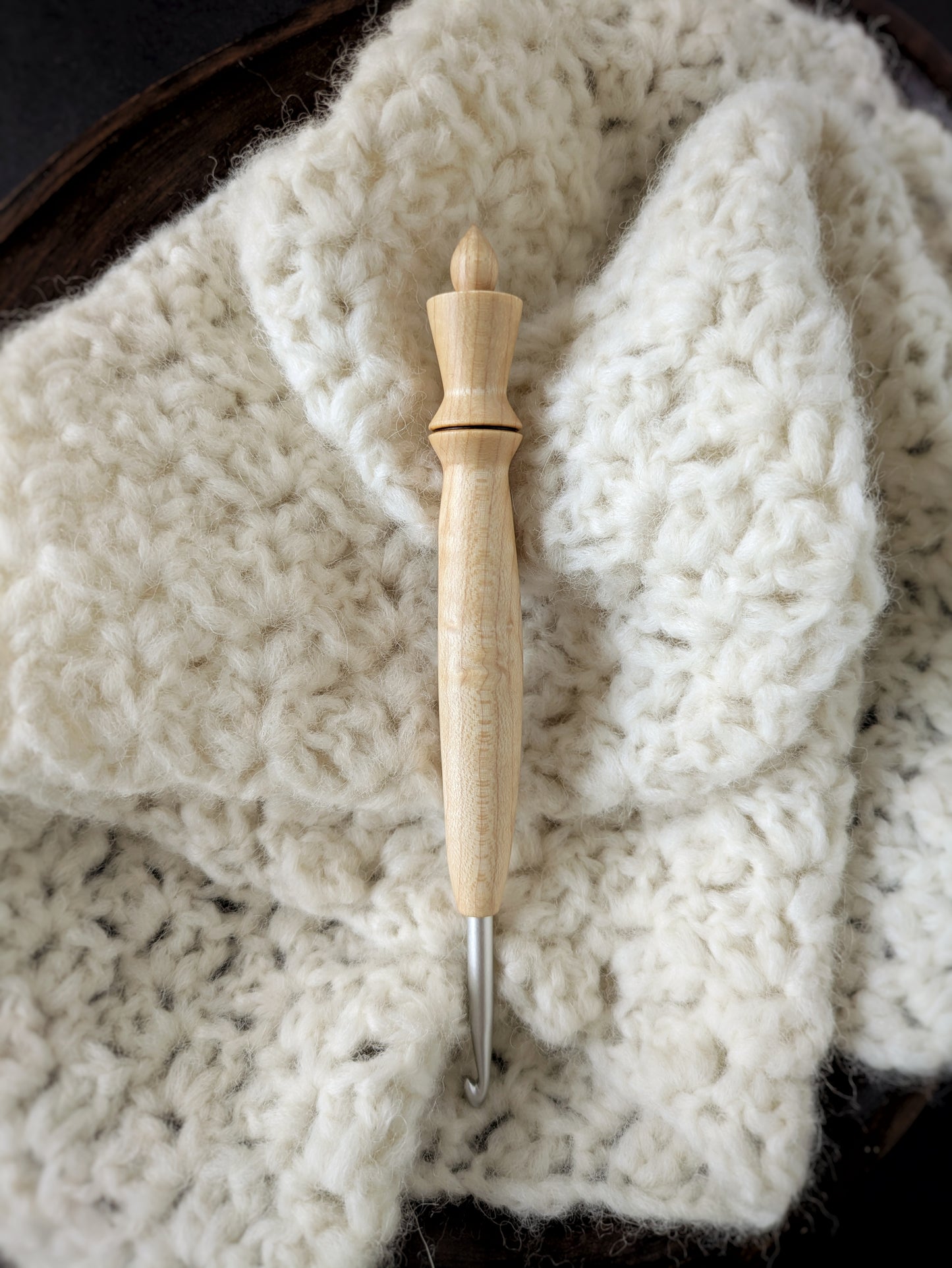 H 5mm Birdseye Maple Ergonomic Wood Crochet Hook
