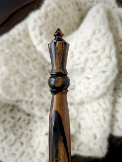 I 5.5mm Black & White Ebony Ergonomic Wood Crochet Hook