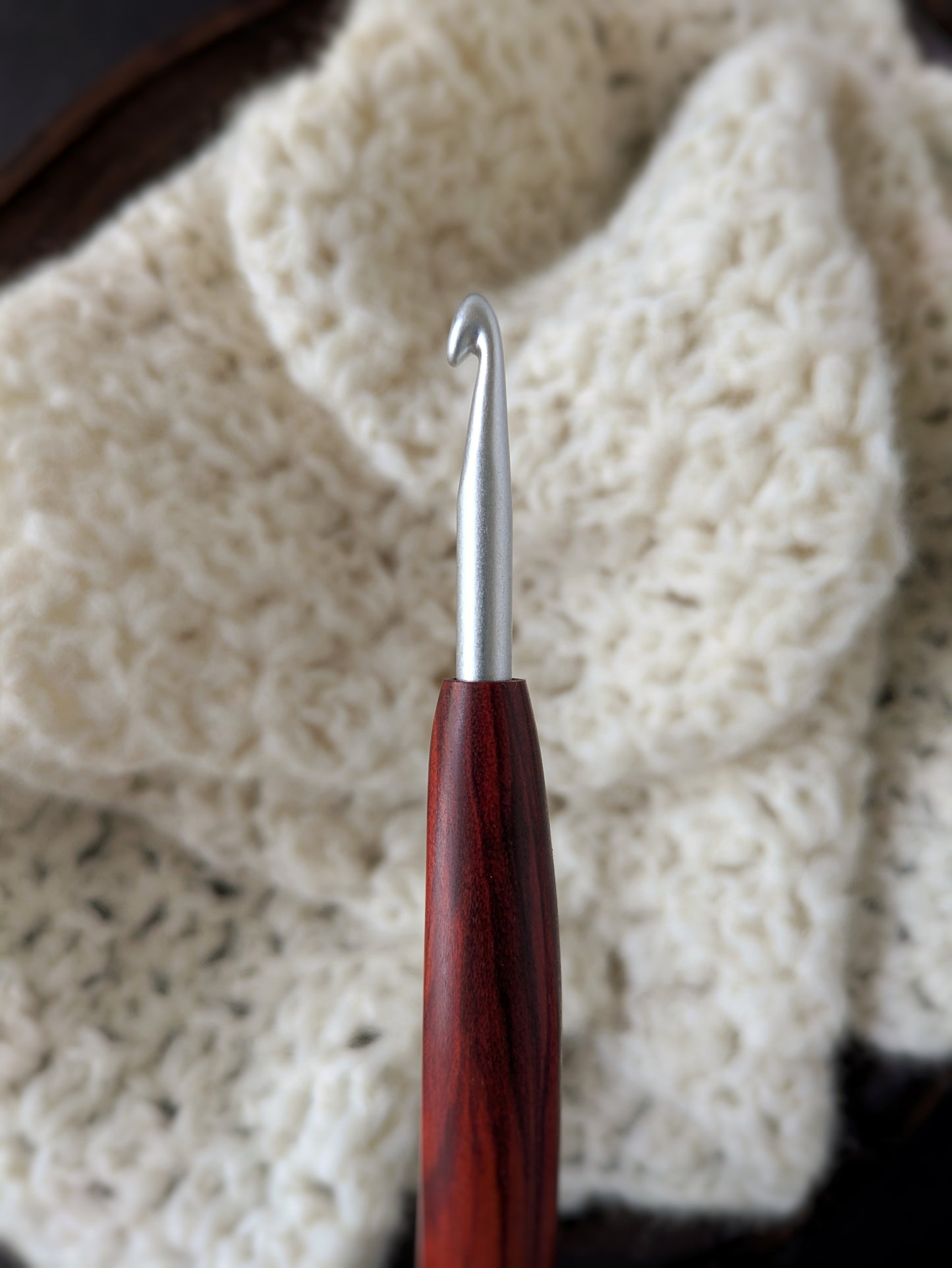 J 6mm Redheart Ergonomic Wood Crochet Hook