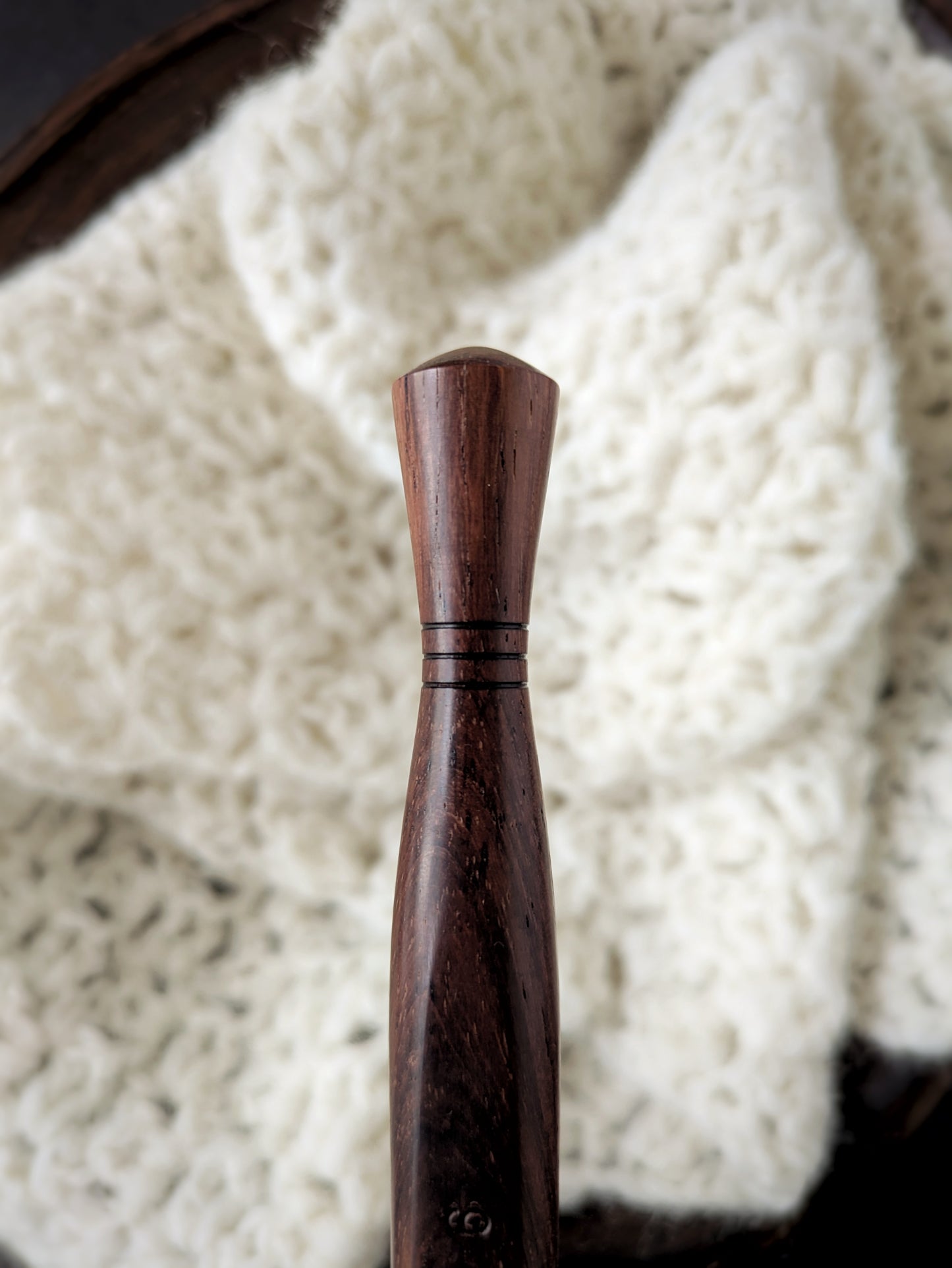 J 6mm Rosewood Ergonomic Wood Crochet Hook