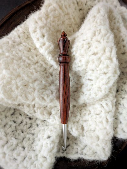 J 6mm Cocobolo Ergonomic Wood Crochet Hook