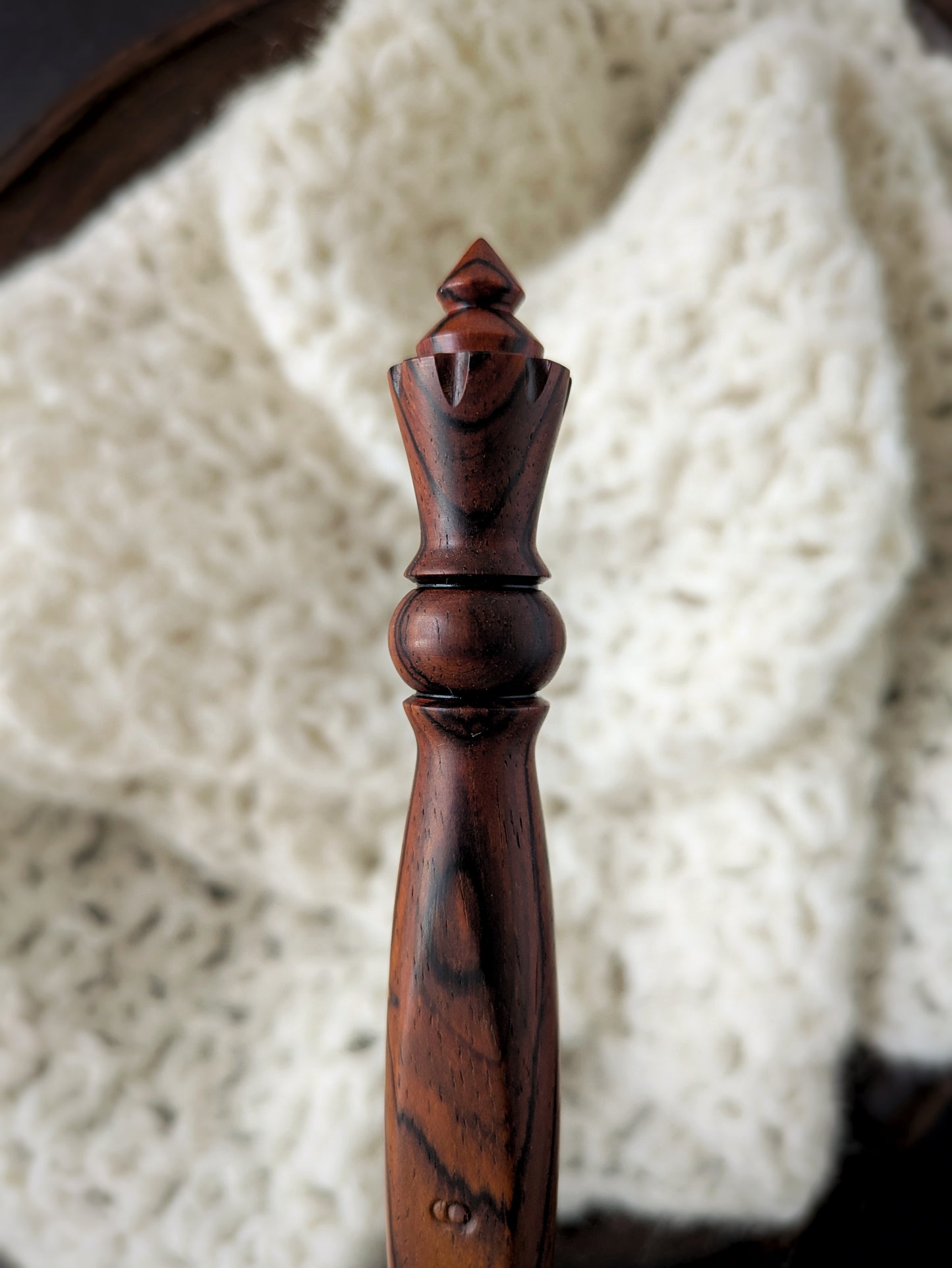 J 6mm Cocobolo Ergonomic Wood Crochet Hook