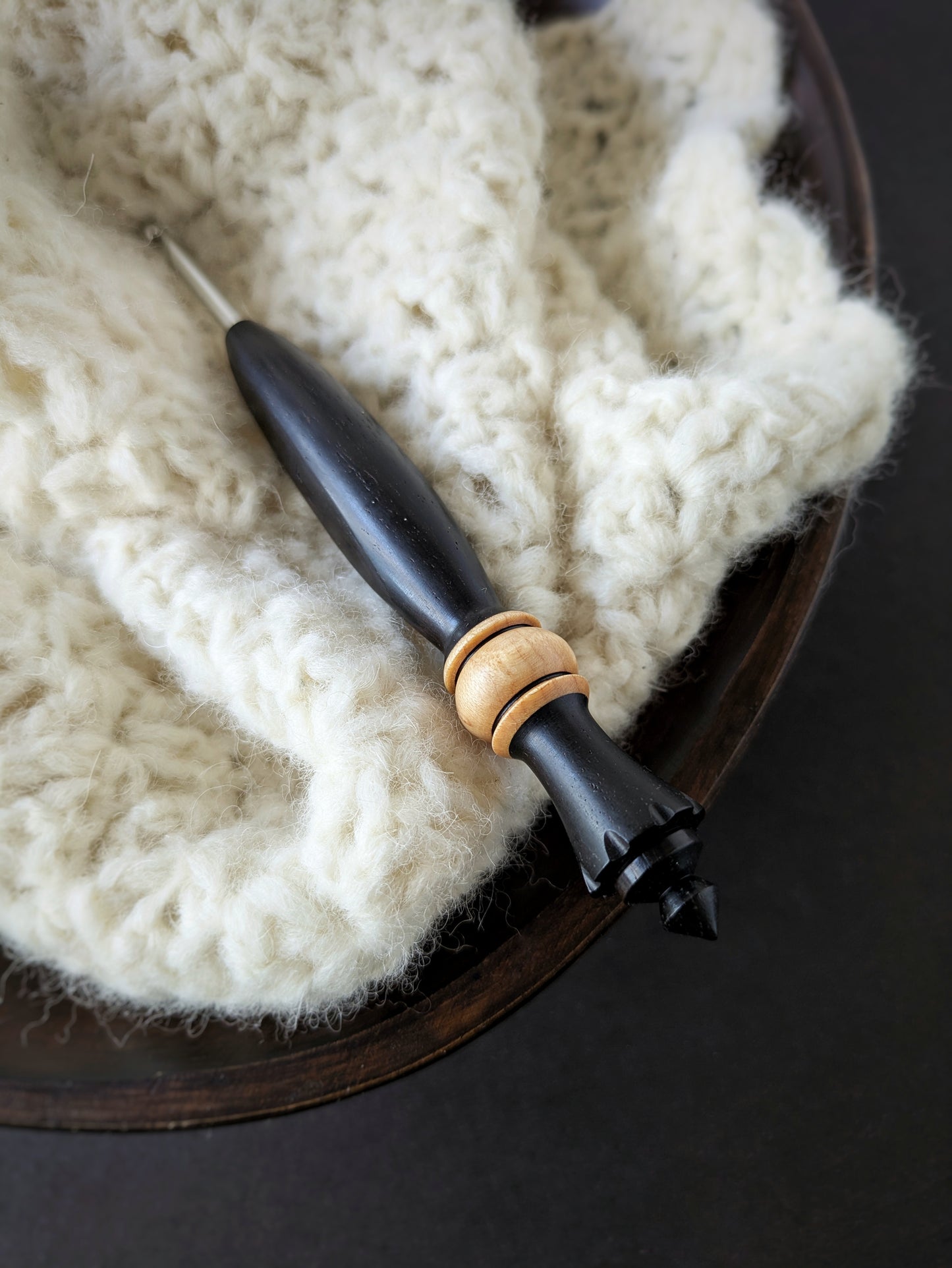 G 4mm Blackwood & Maple Ergonomic Wood Crochet Hook