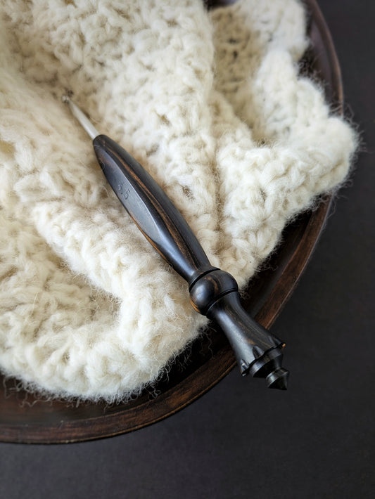7 4.5mm Black & White Ebony Ergonomic Wood Crochet Hook