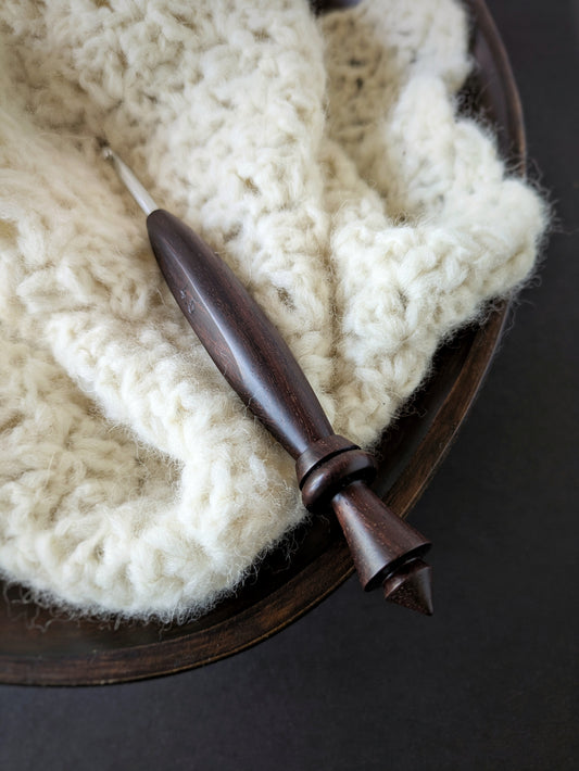 7 4.5mm Rosewood Ergonomic Wood Crochet Hook