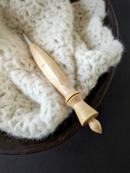 H 5mm Birdseye Maple Ergonomic Wood Crochet Hook