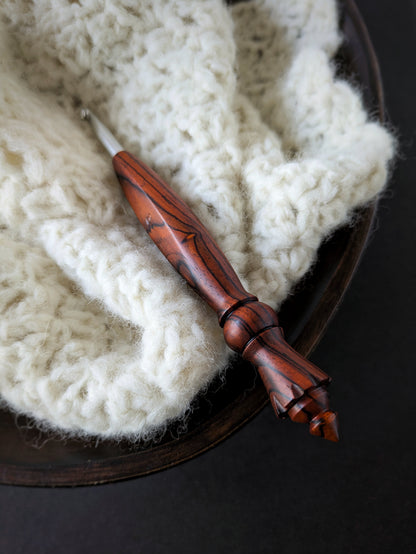 J 6mm Cocobolo Ergonomic Wood Crochet Hook