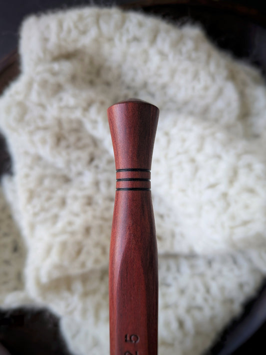 D 3.25mm Redheart Ergonomic Wood Crochet Hook