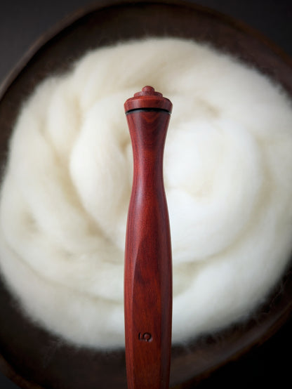 H 5mm Redheart Ergonomic Wood Crochet Hook