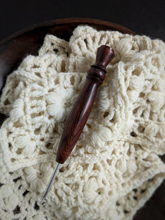 G 4mm Rosewood Ergonomic Wood Crochet Hook RTS